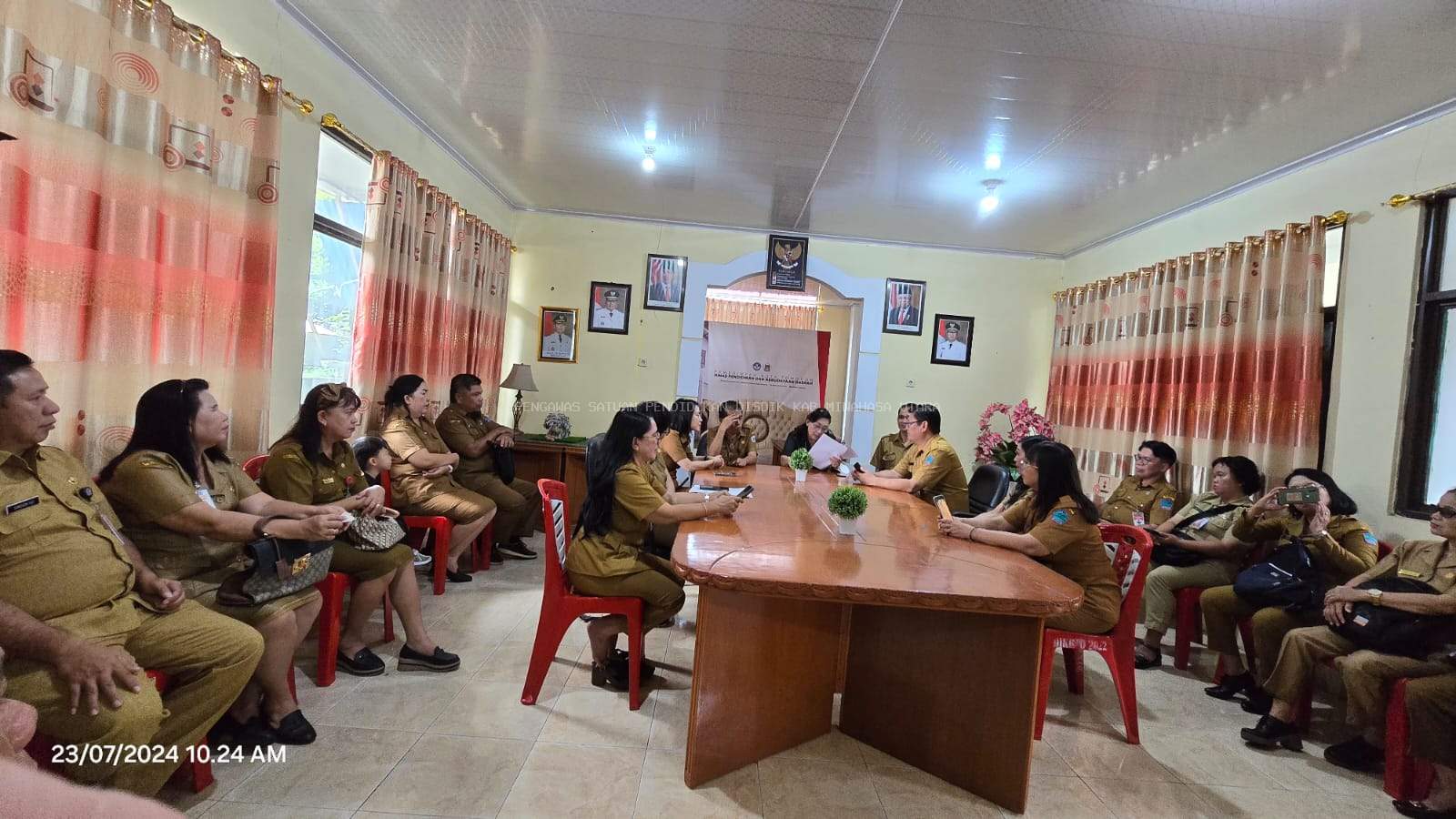 'Dari' studi tiru Pengawas Sekolah Minut ke Dinas Pendidikan & Kebudayaan Kota Tomohon 